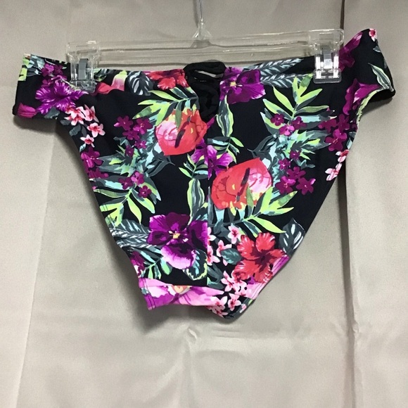 Lace up swim bottom NWT - Picture 2 of 7